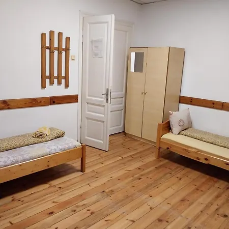 скай румс -3 *